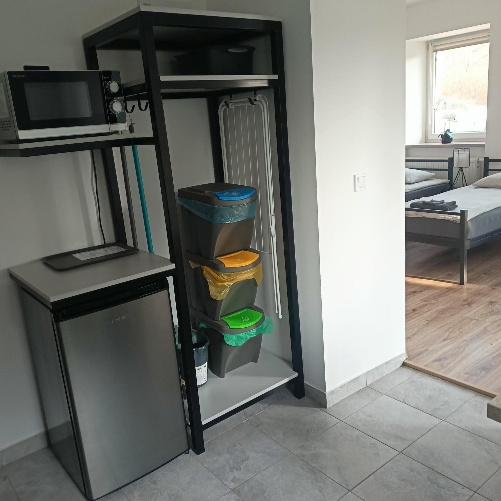 Pod Niebieskim Dachem Apartmán Siedlecin
